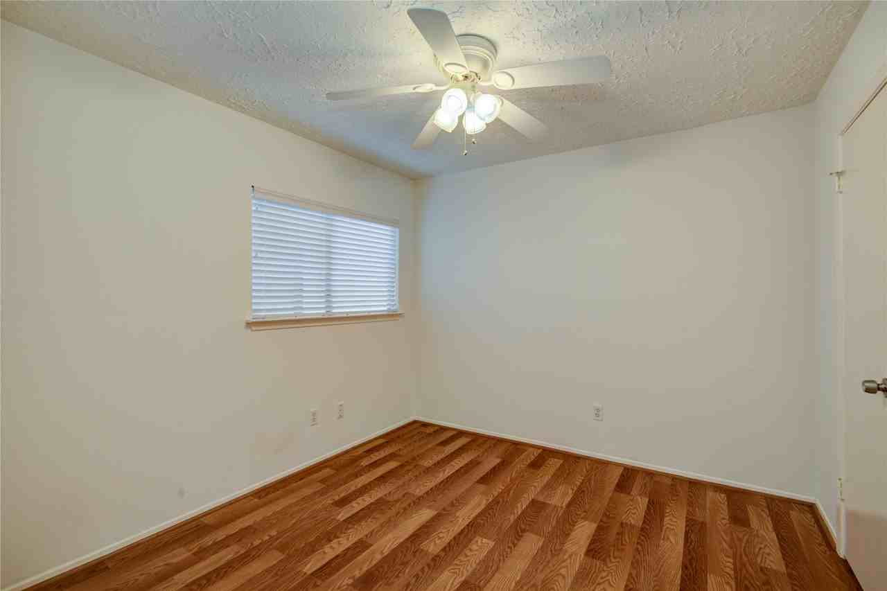 1911 Ripple Creek Dr #1911 - Photo 4 of 34