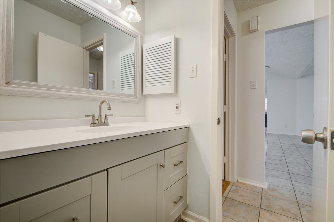 1911 Ripple Creek Dr #1911 - Photo 6 of 34