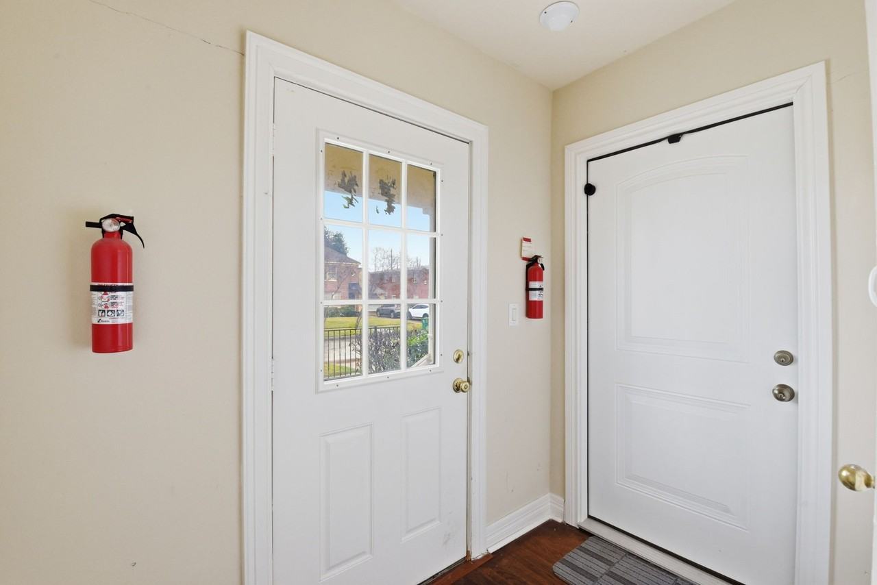 2513 Shakespeare St #2513-3 - Photo 4 of 28