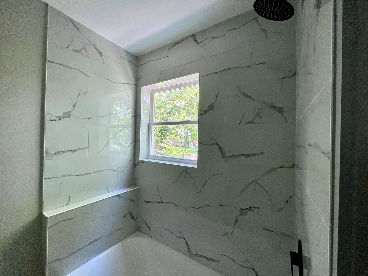 8335 Bonner Dr #8335-1 - Photo 5 of 7