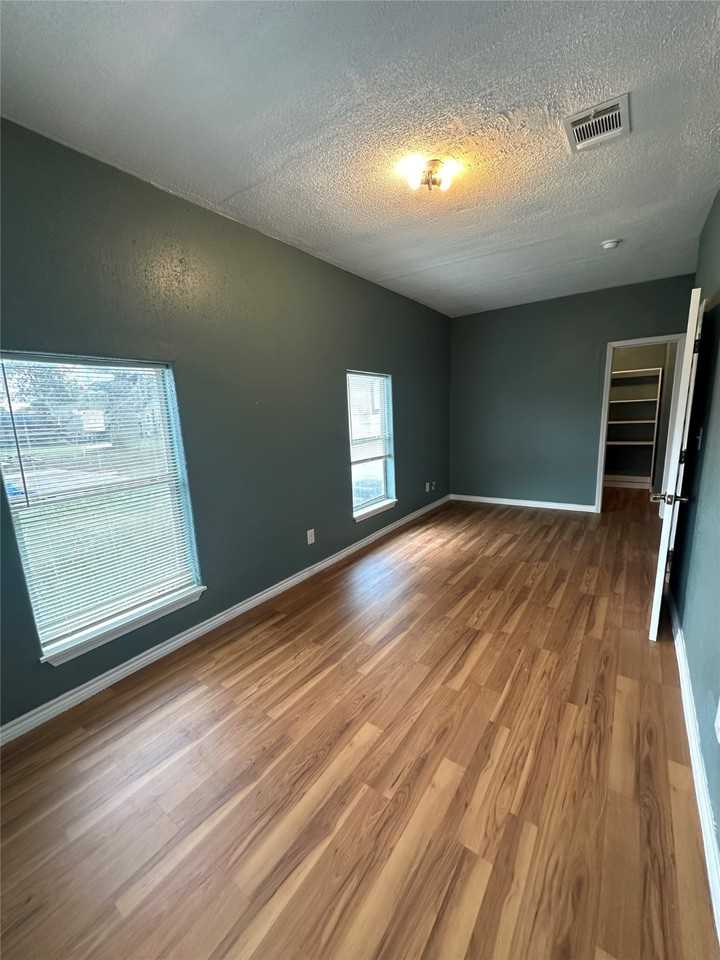 8611 Findlay St #8611 - Photo 3 of 18