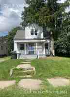 featured image of 1145 N Elmer St