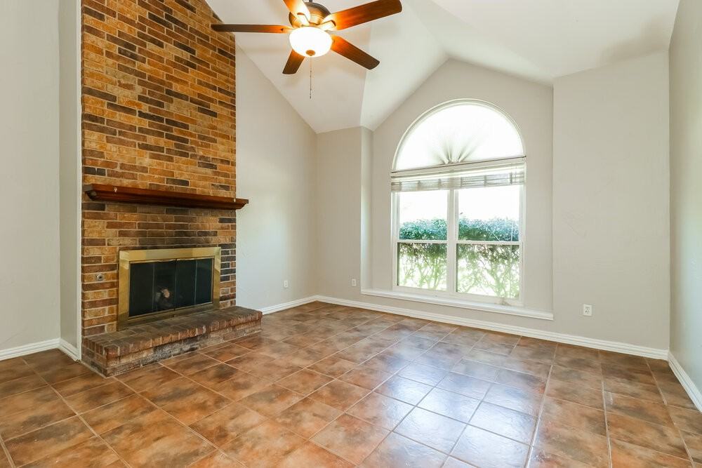 2907 Stinwick Ln - Photo 5 of 17