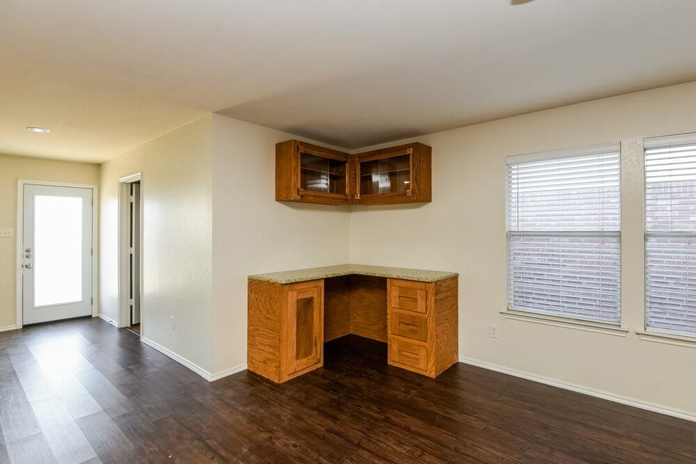 6708 Friendsway Dr - Photo 5 of 16