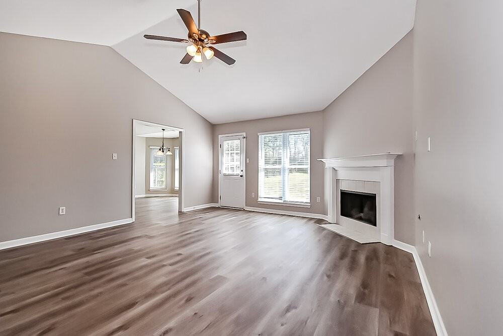 1670 Timber Creek Dr - Photo 4 of 19