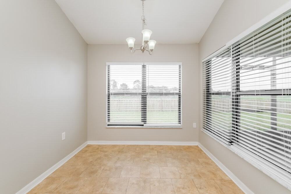 1406 Storington Ave - Photo 5 of 16