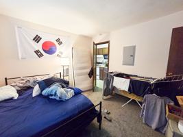 featured image of 2601 University Ave