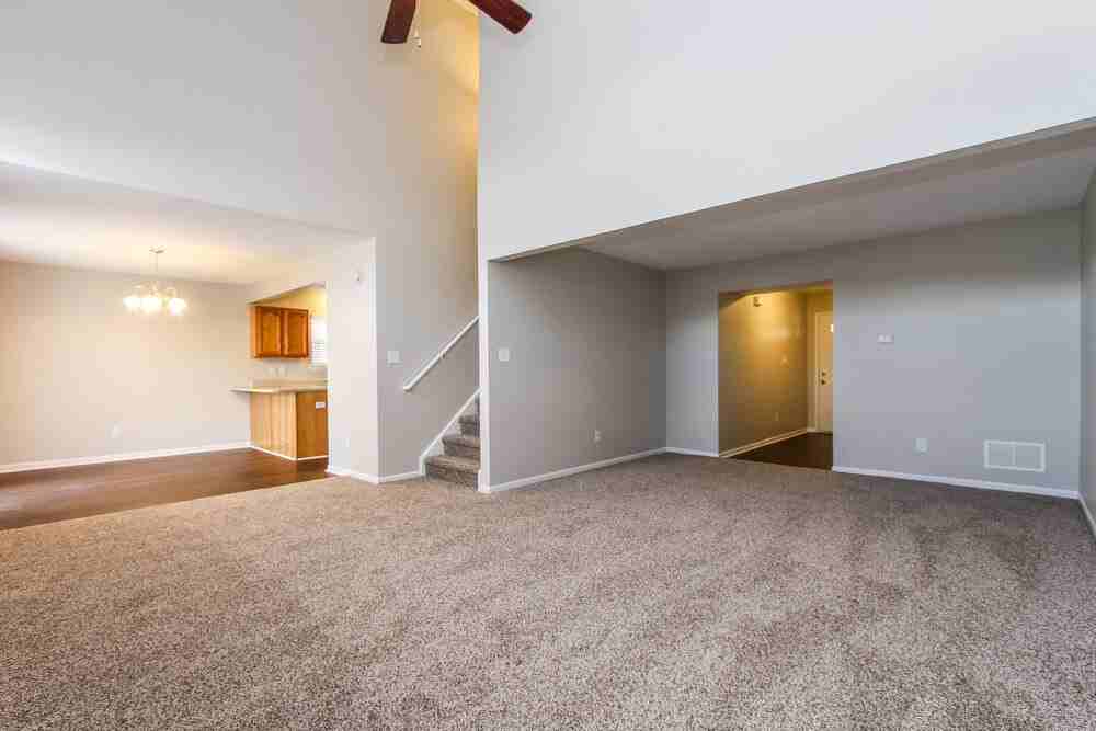 2534 Mingo Ln - Photo 2 of 17