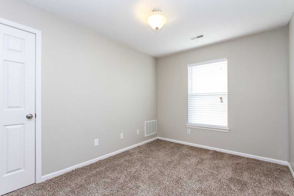 2534 Mingo Ln - Photo 6 of 17
