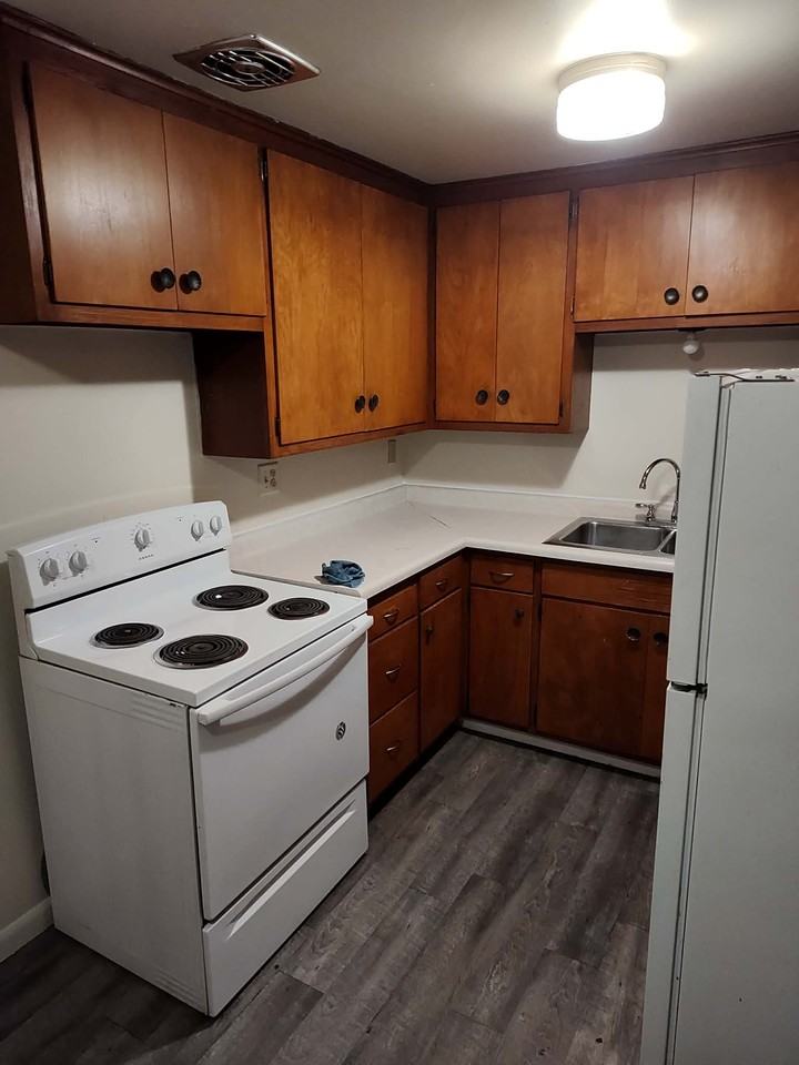 1114 Western Ave #3 - Photo 2 of 6