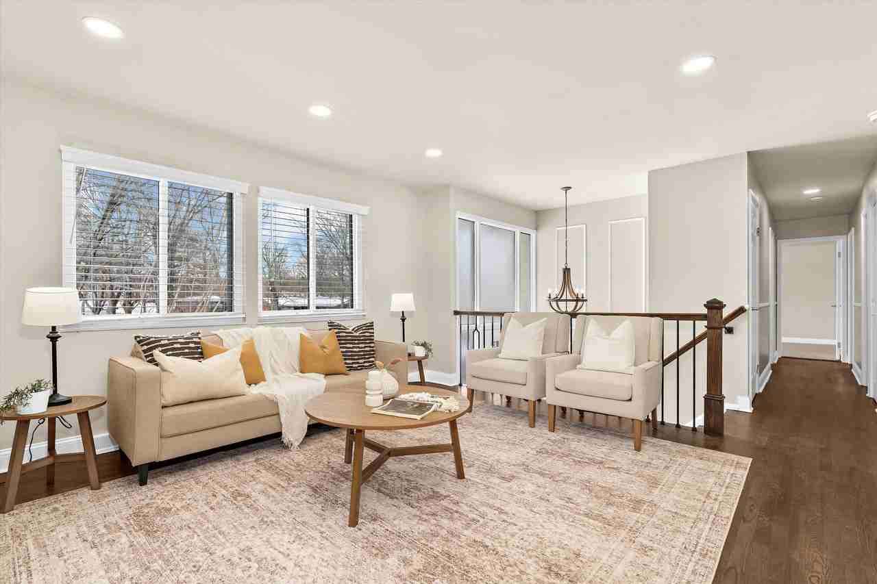 10747 Evening Wind Ct - Photo 7 of 19