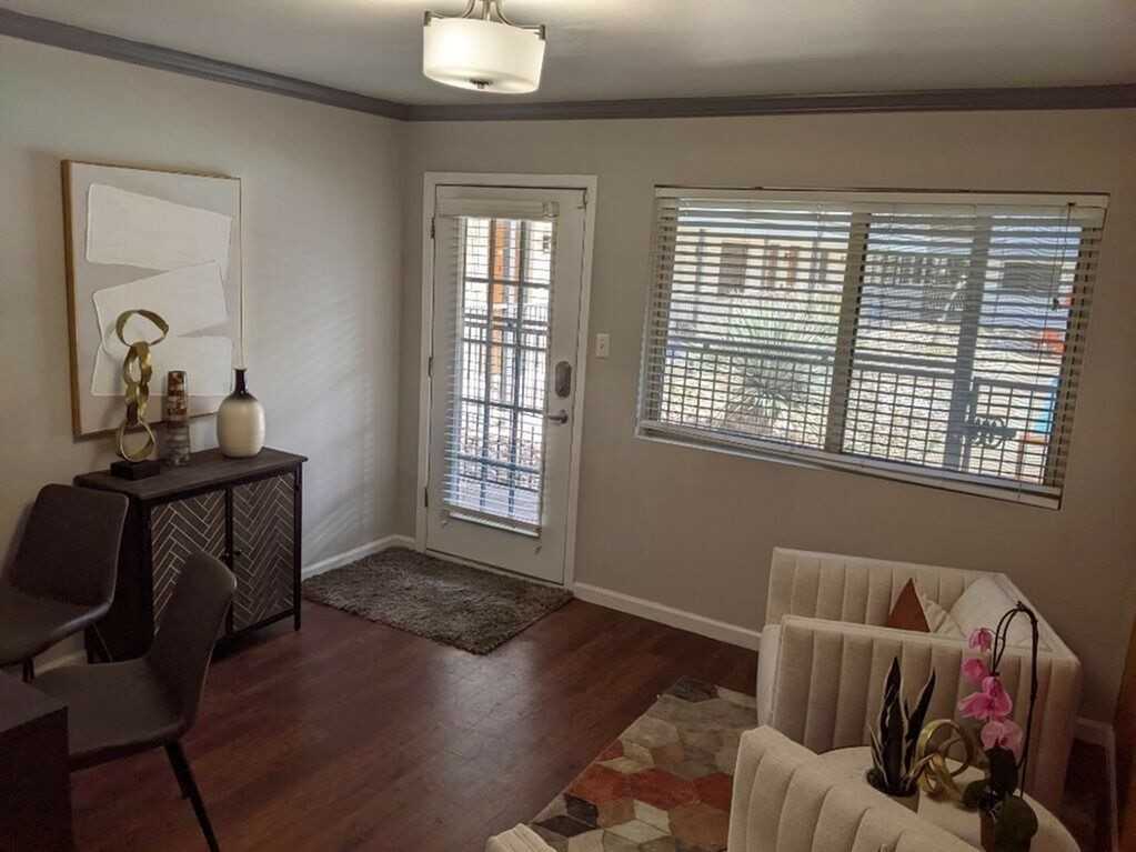 8505 Shoal Creek Blvd #5-211 - Photo 4 of 8