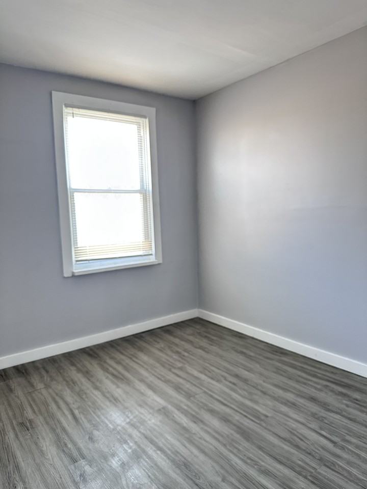 2647 S 68th St - Photo 7 of 9