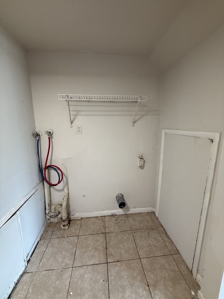 1101 Forbes Street - Photo 5 of 19