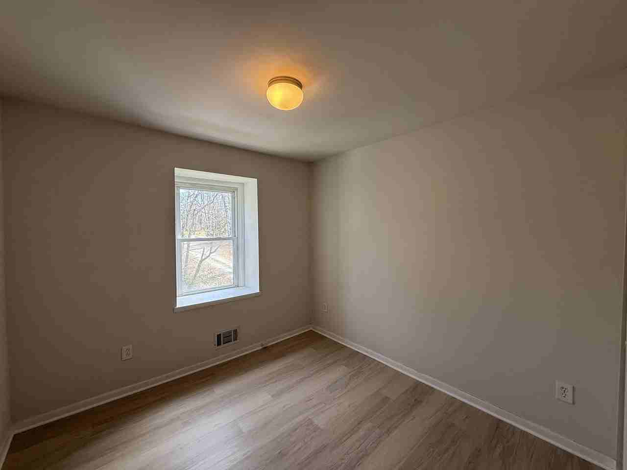1101 Forbes Street - Photo 7 of 19