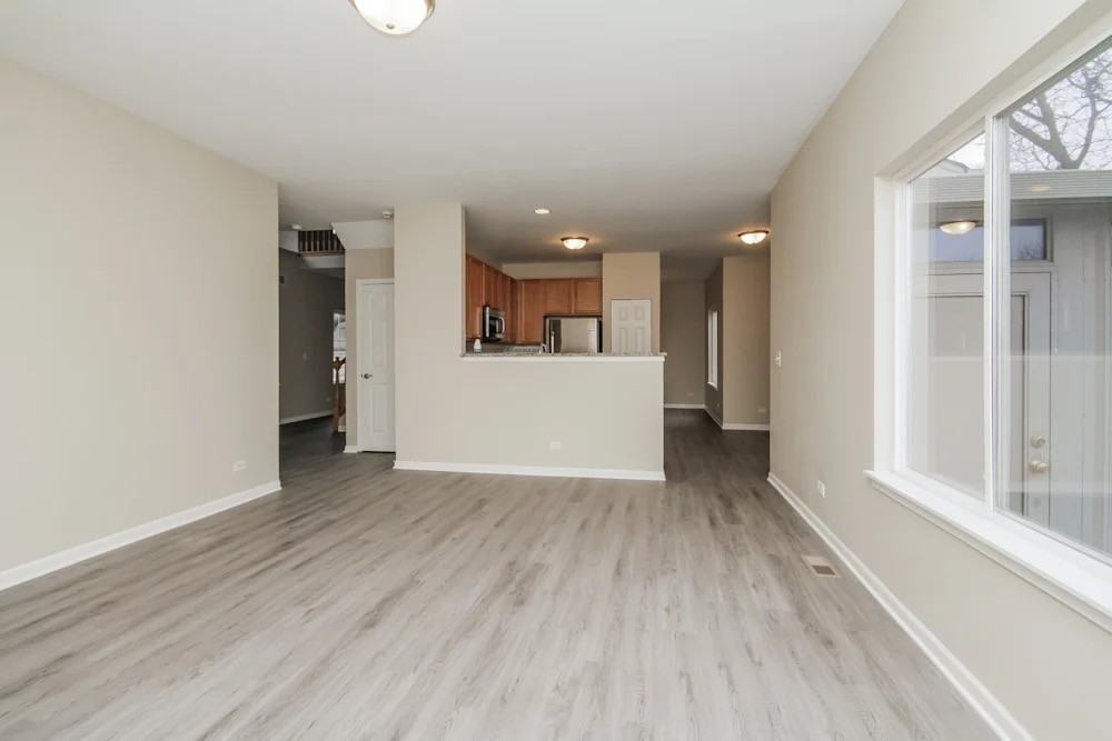 25 Warwick Ct #NA - Photo 2 of 4