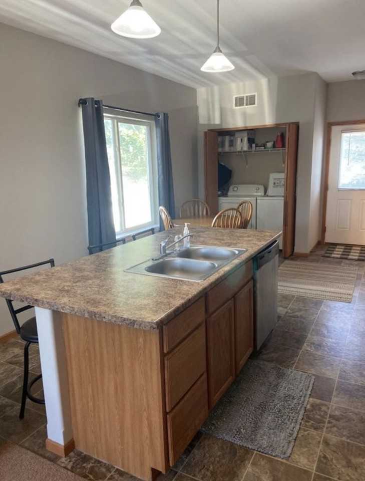 2337 8th Ave #2337 - Photo 5 of 14