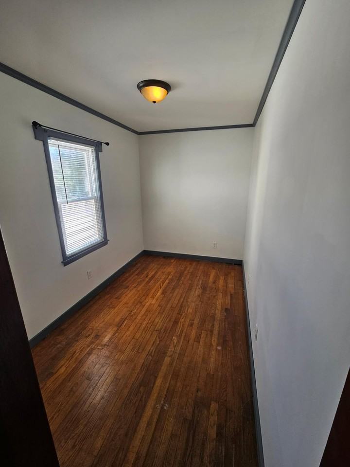 Baltic Hts #1 - Photo 2 of 3