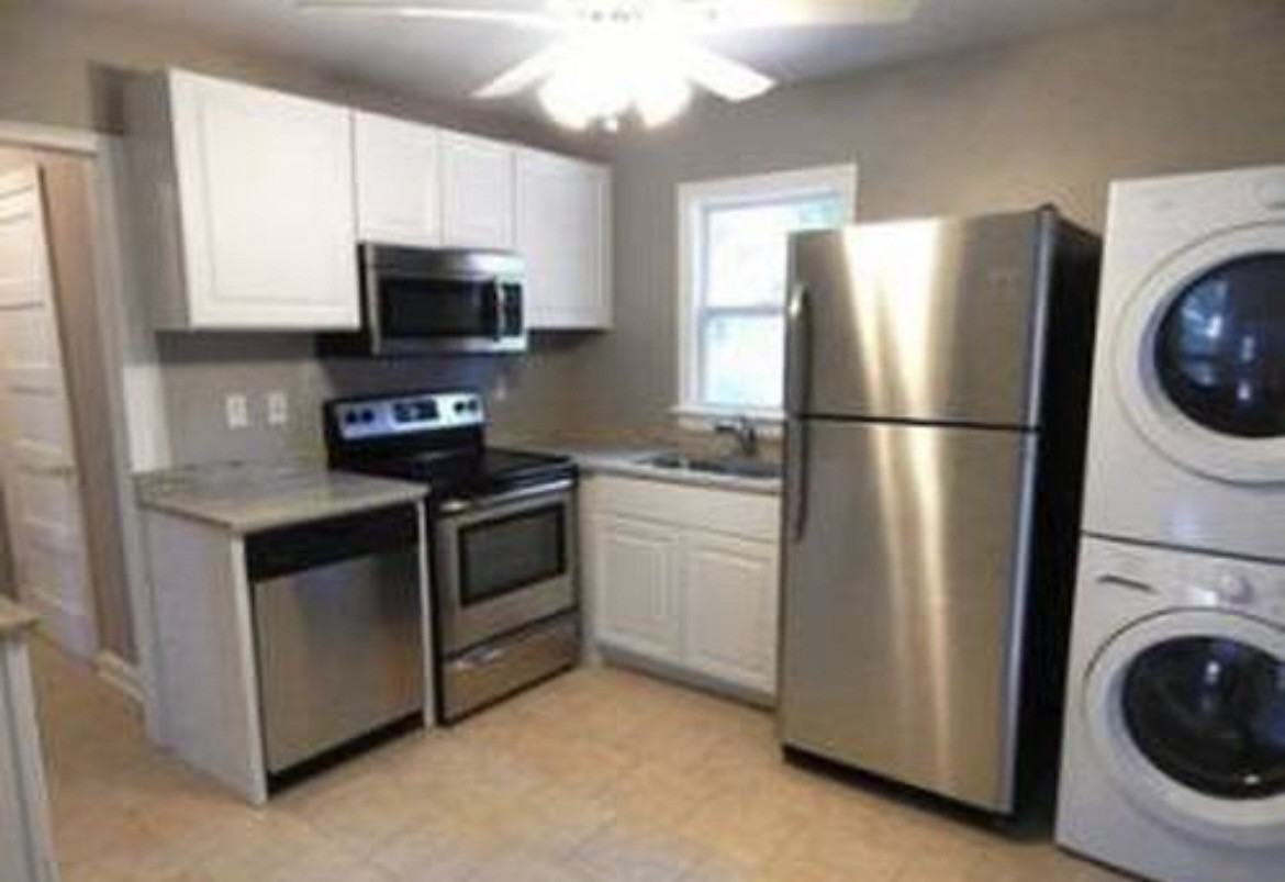 2611 Dogwood Ave #NA - Photo 2 of 11