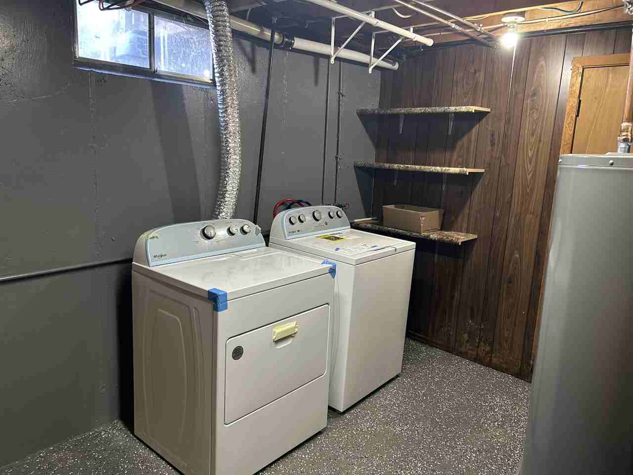 3723 Hillcrest Rd - Photo 7 of 9