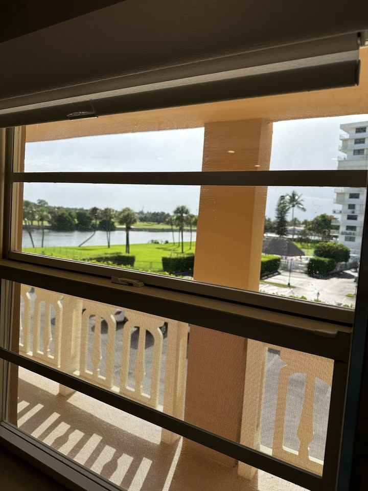 308 Golfview Rd #306 - Photo 5 of 18