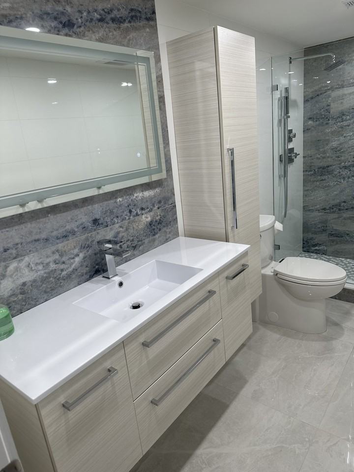 308 Golfview Rd #306 - Photo 7 of 18