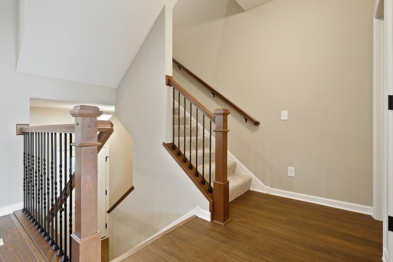 6532 Joliet Ave S - Photo 4 of 31