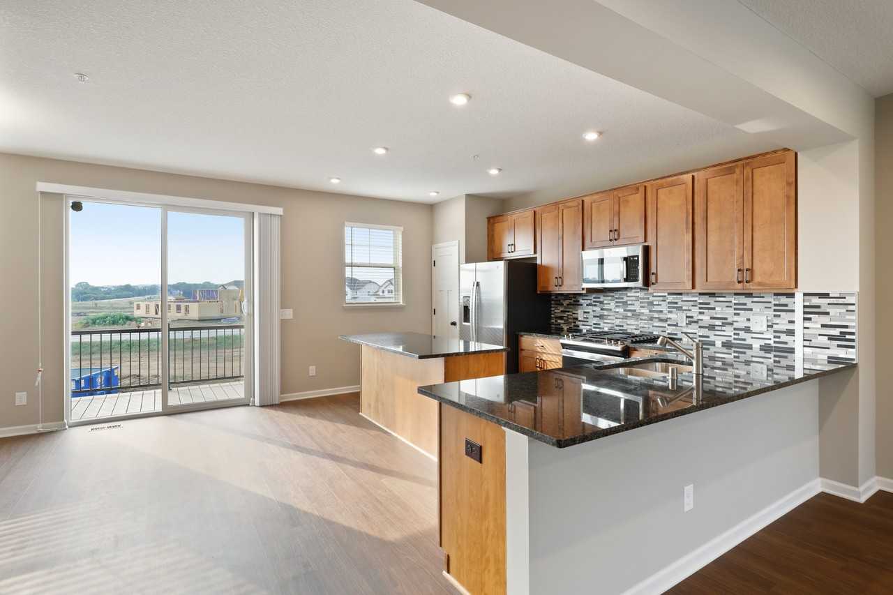 6532 Joliet Ave S - Photo 7 of 31