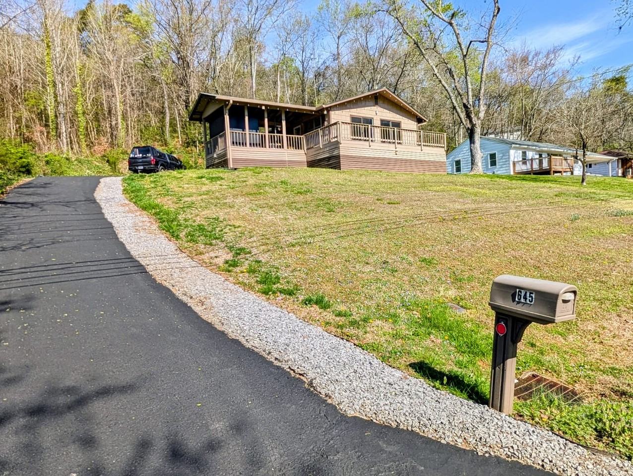 645 Lullwater Rd #NA - Photo 4 of 20