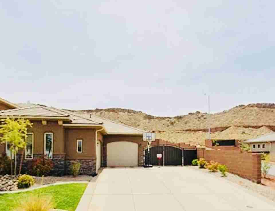 2788 E Hazel Dr #NA - Photo 3 of 7