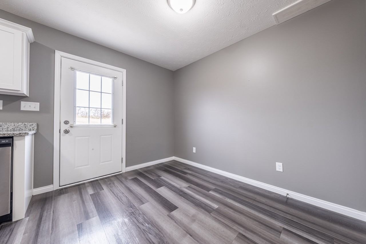 256 Palmetto Loop #256 - Photo 7 of 20