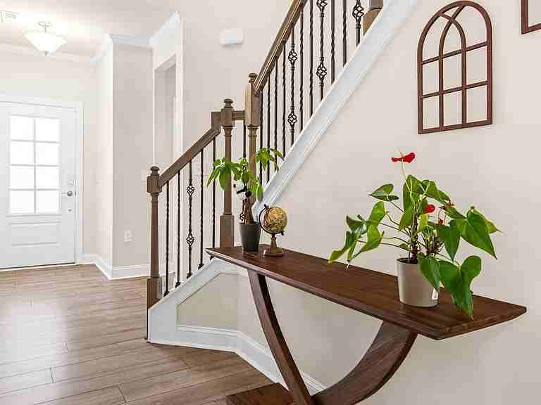 718 Toulouse Ct - Photo 5 of 35