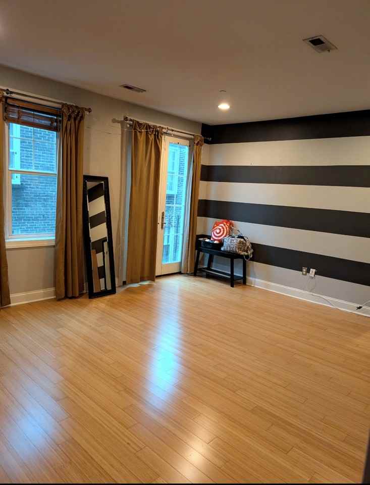 4742 Pine St #NA - Photo 6 of 9