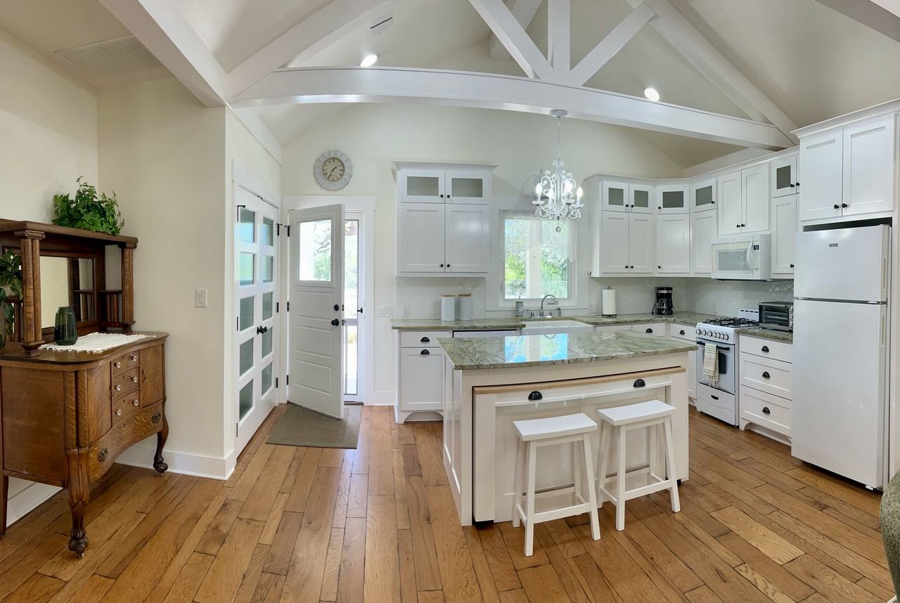 321 Cherokee Trl #NA - Photo 6 of 15