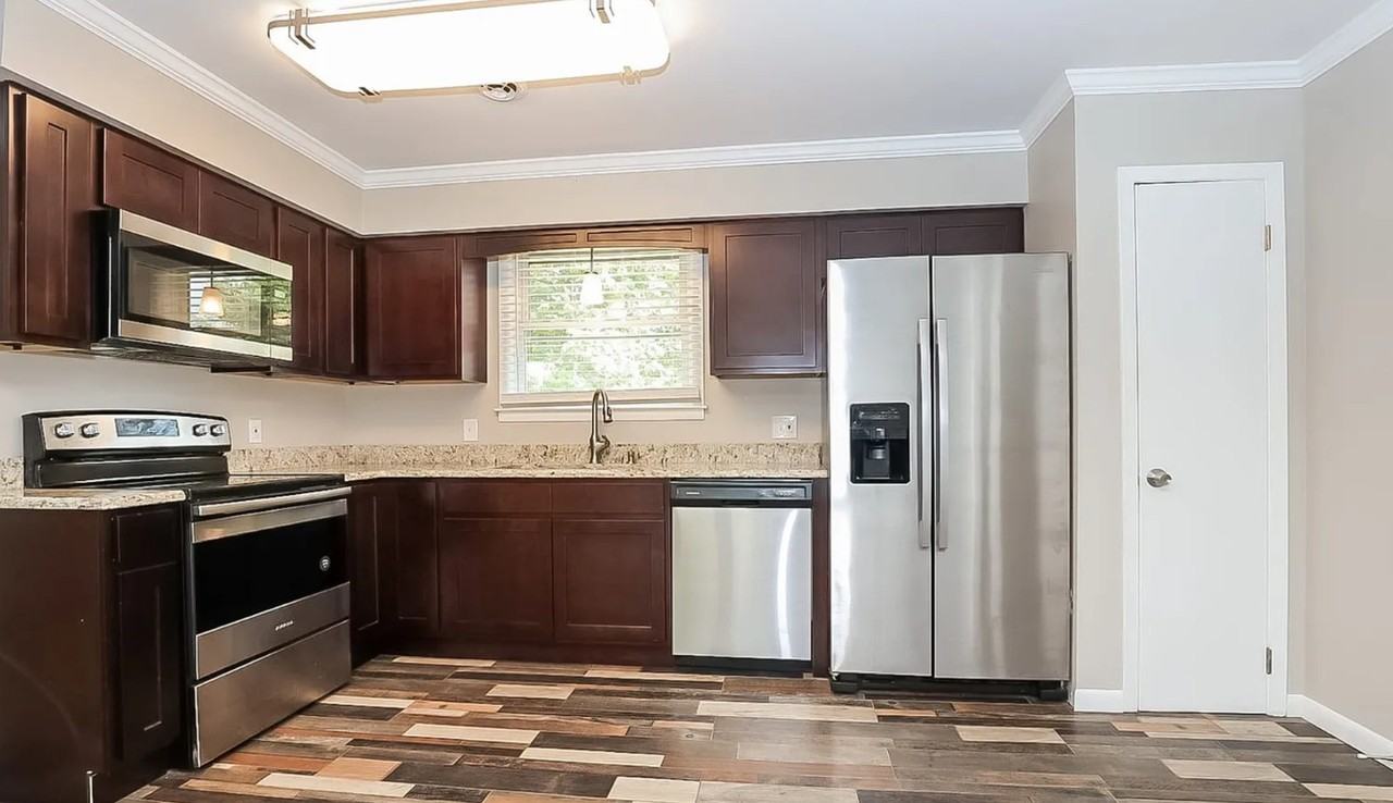 109 Pebble Creek Dr #NA - Photo 3 of 14