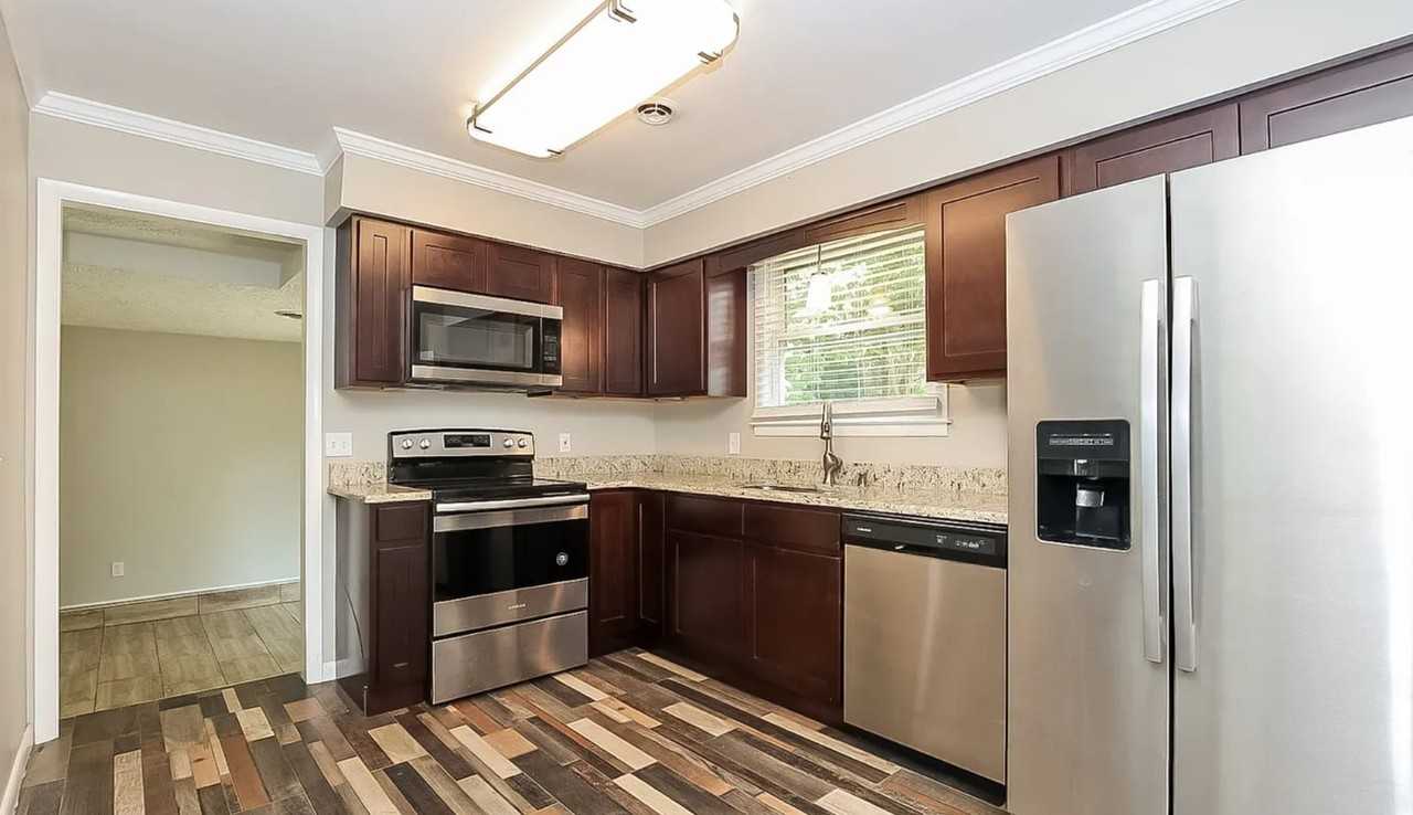 109 Pebble Creek Dr #NA - Photo 4 of 14