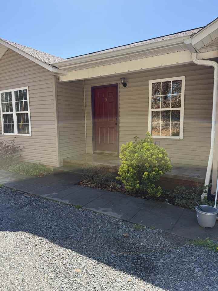 302 Spruce St #3 - Photo 2 of 17