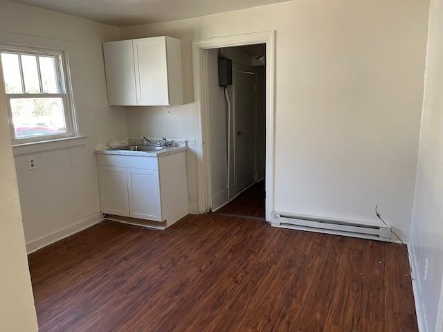 923 Hackett St #A - Photo 5 of 8