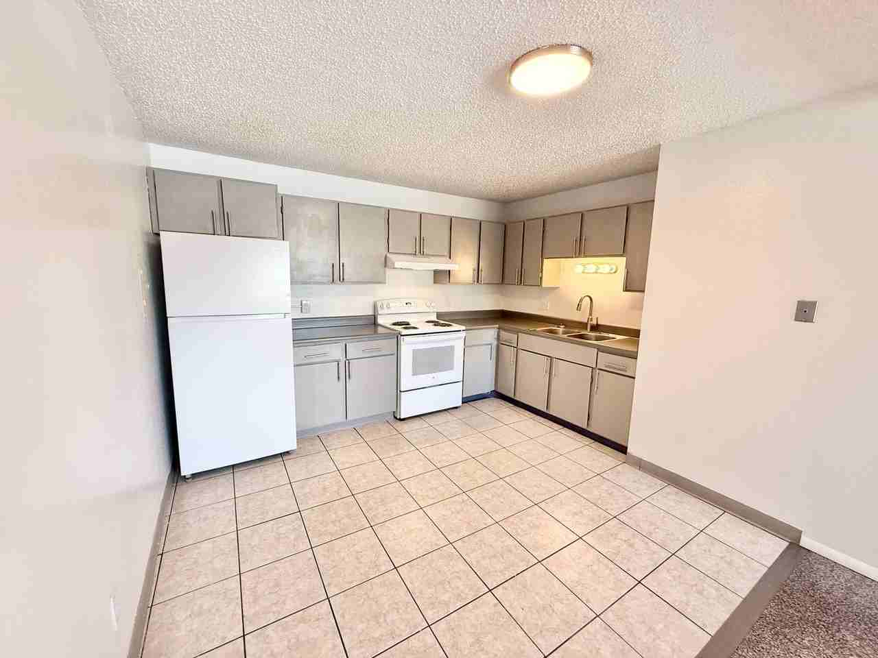 2018 Vinewood Lane - Photo 6 of 32