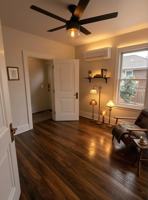 featured image of 3952 Commonwealth St #UPPER