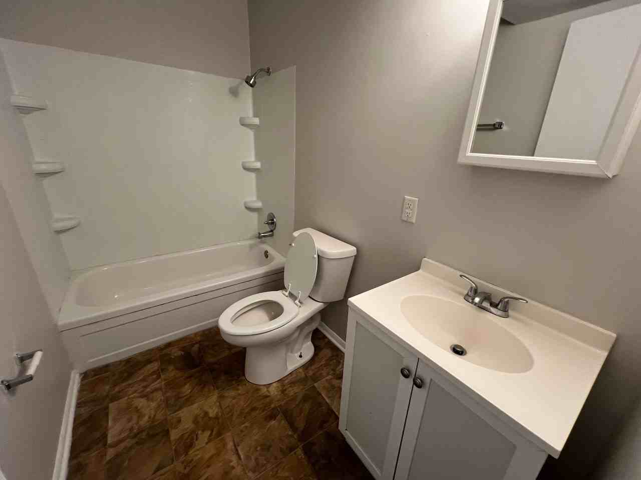 9128 E 10th St - Photo 6 of 10