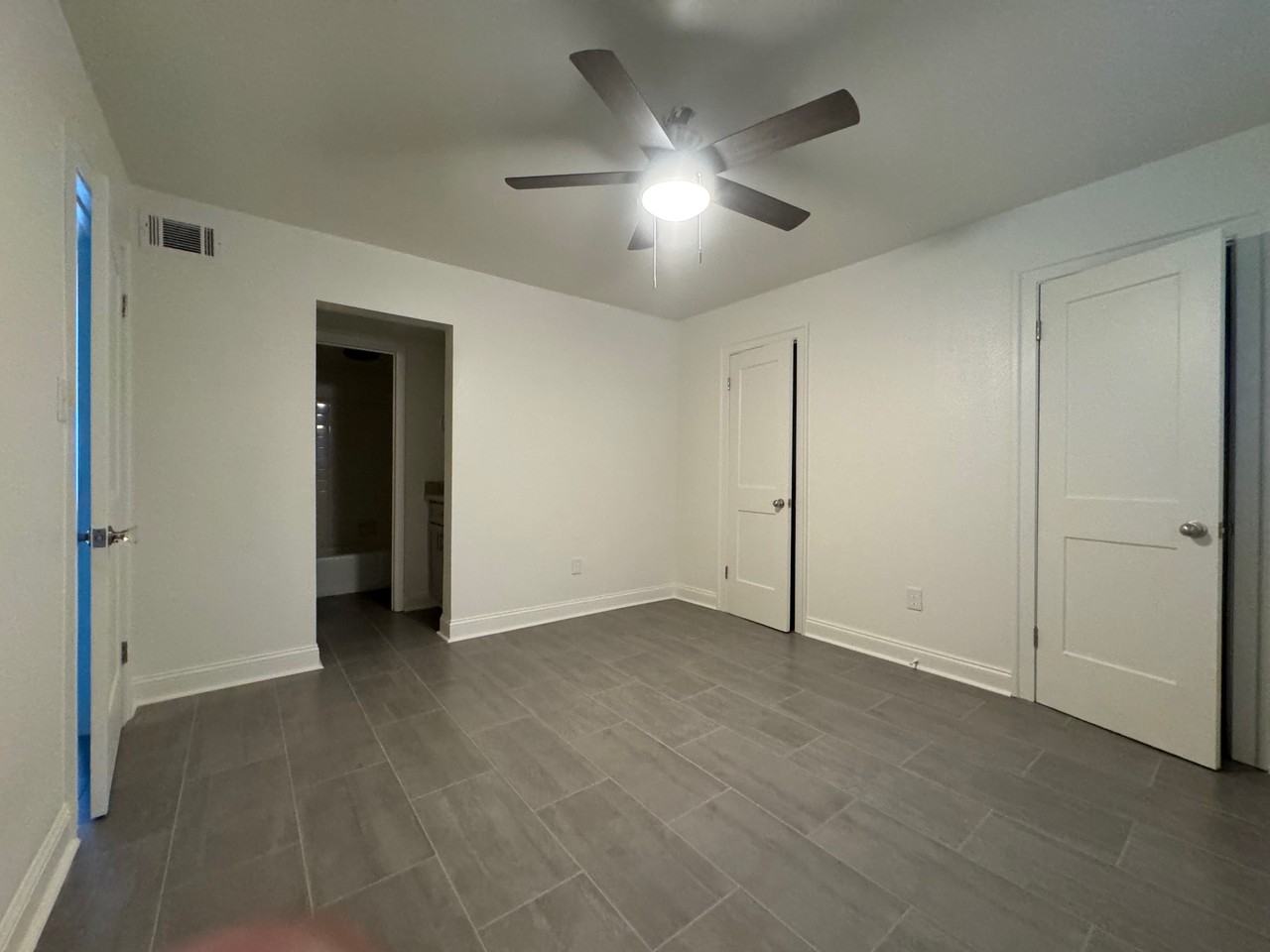 2255 Saint Charles Ave #203 - Photo 5 of 14