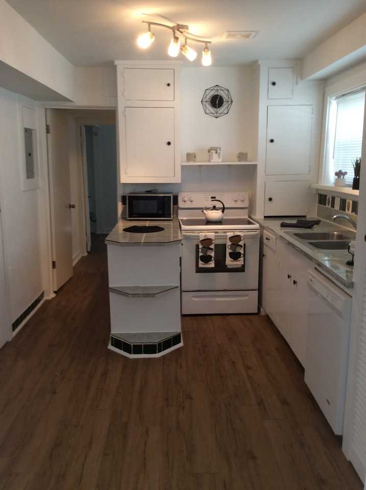 1212 1st St S #2 - Photo 2 of 15