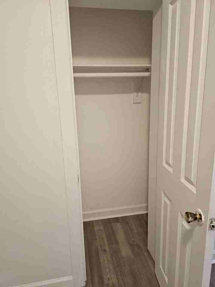 Barnaby St Se #1stROOM - Photo 6 of 9