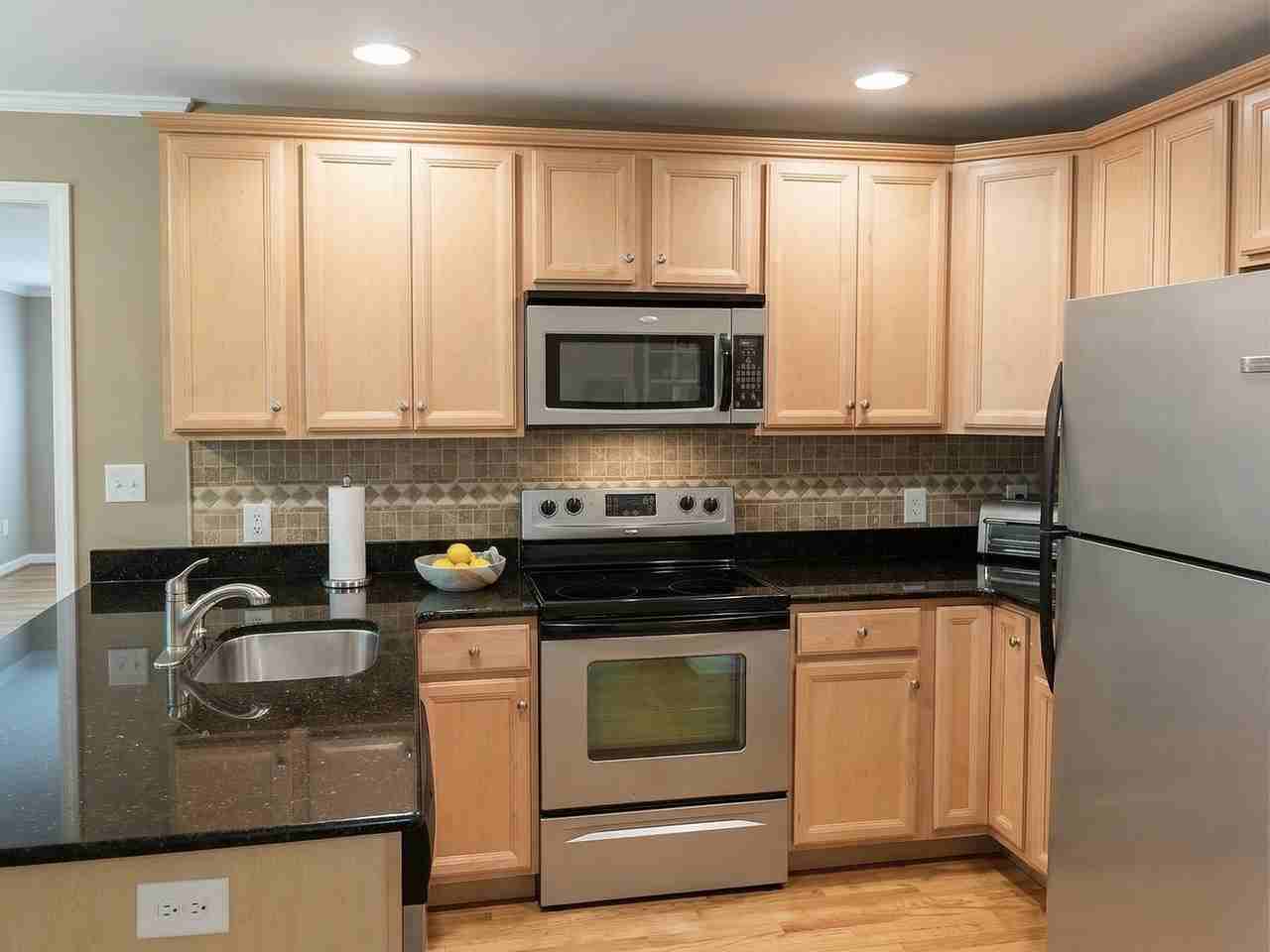 200 Clover Ct #NA - Photo 5 of 14