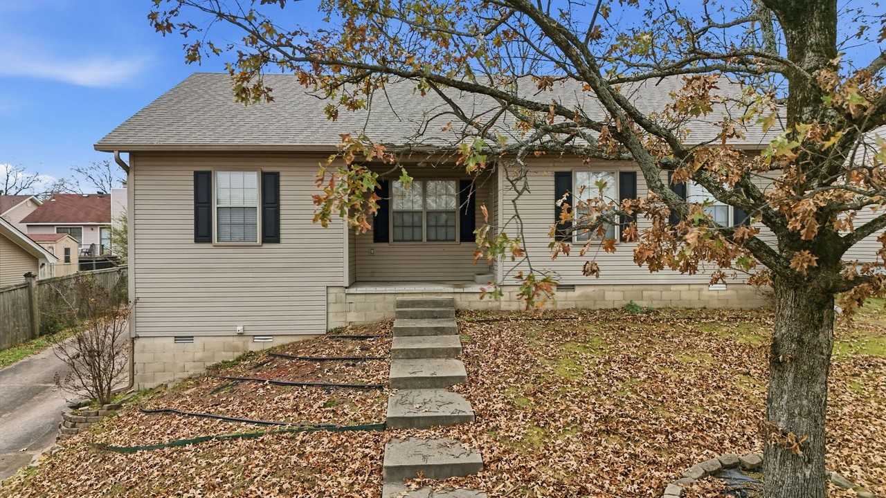 127 Willow Grove Rd - Photo 2 of 35