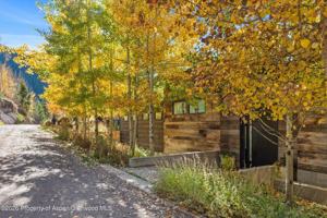 featured image of 191 Skimming Ln