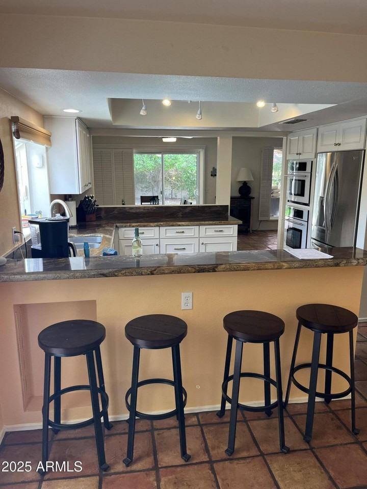 26011 S Lancewood Ct - Photo 2 of 23