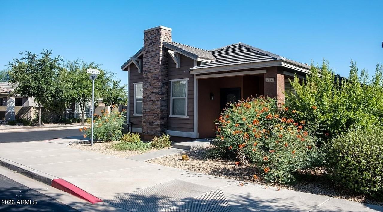 4356 E Sack Dr - Photo 2 of 29