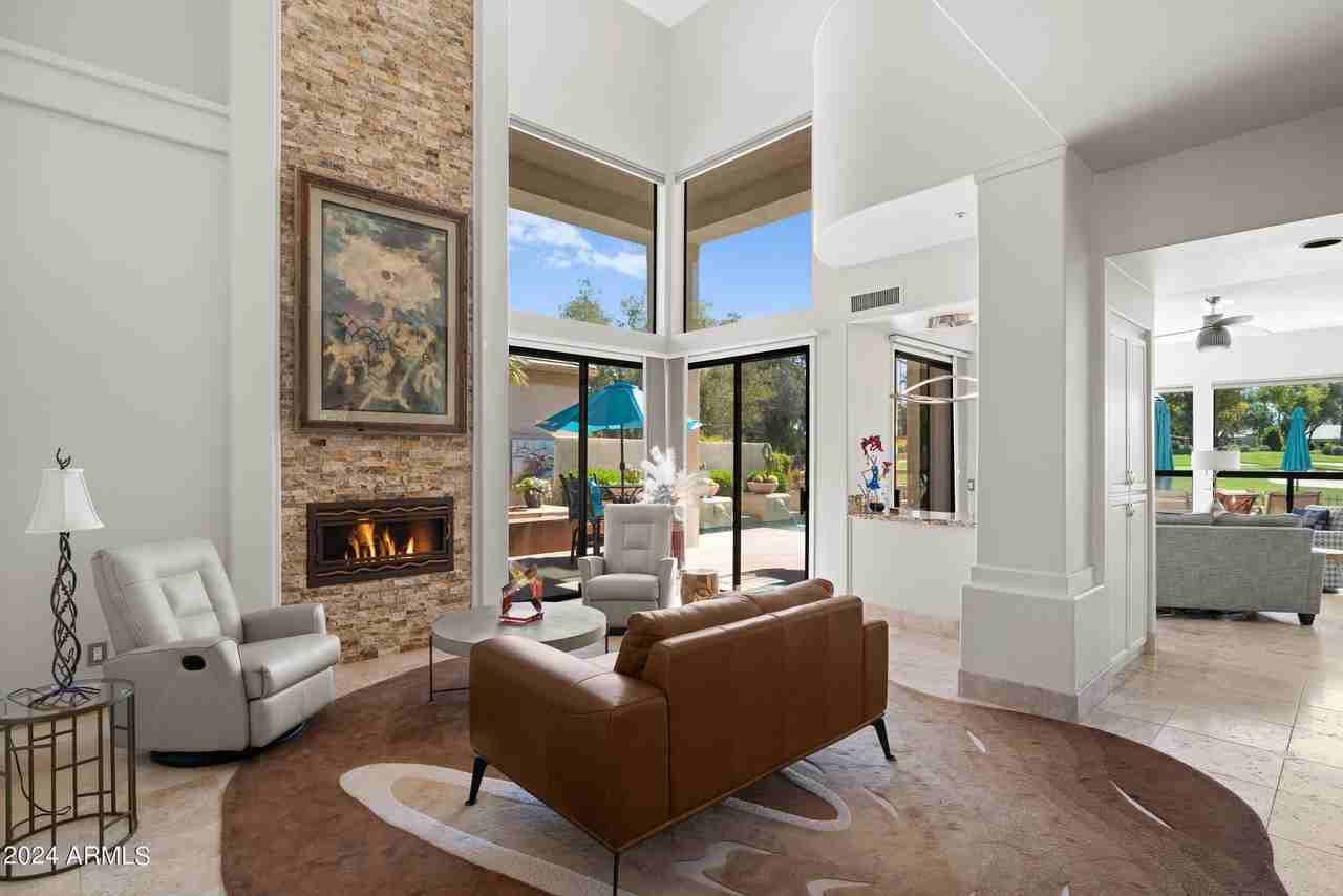 7705 E Doubletree Ranch Rd Unit 3 - Photo 4 of 34